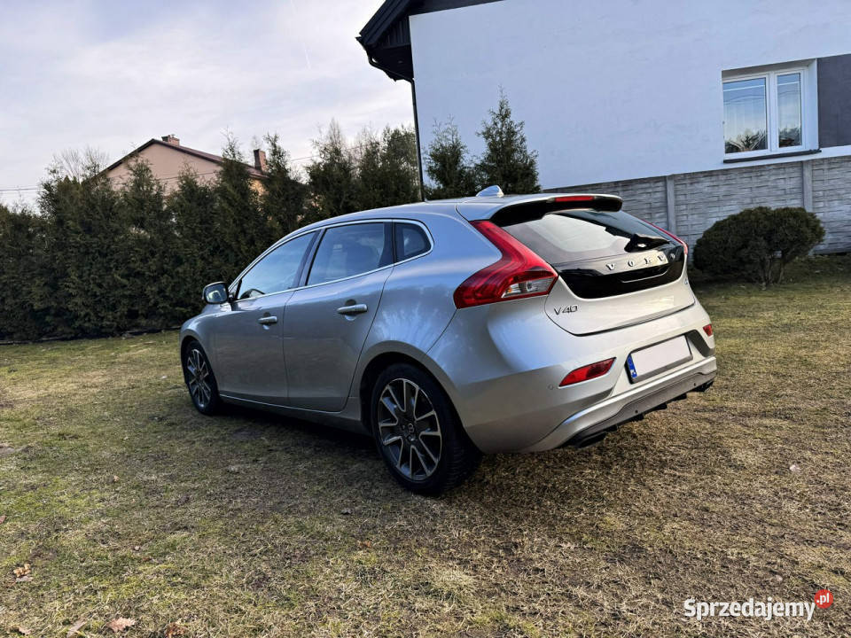 Volvo V40 16D 115 Momentum Panorama Kamera Pod Bliżyn