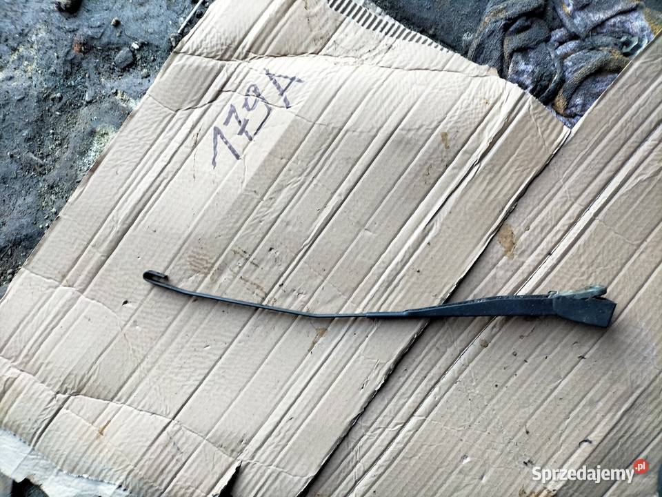 FIAT UNO RAMIE WYCIERACZKI OSŁONA ZAŚLEPKA ŚRUBY sprzedam