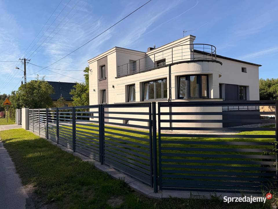 Willa modernistyczna las basen duża działka mieszkalny Łódź