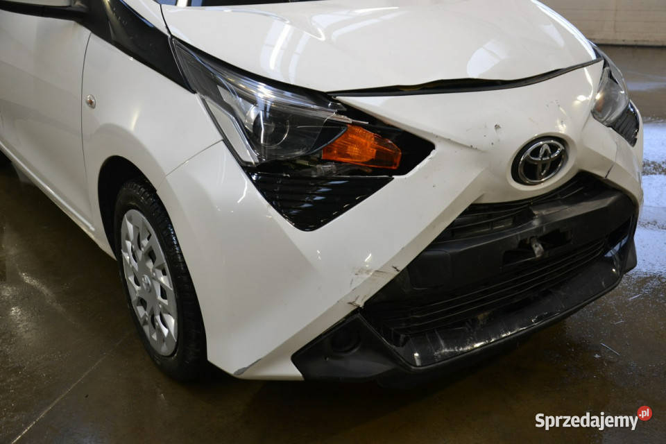 Toyota Aygo 10 benzyna 72 klimatyzacja tablet Kęty sprzedam