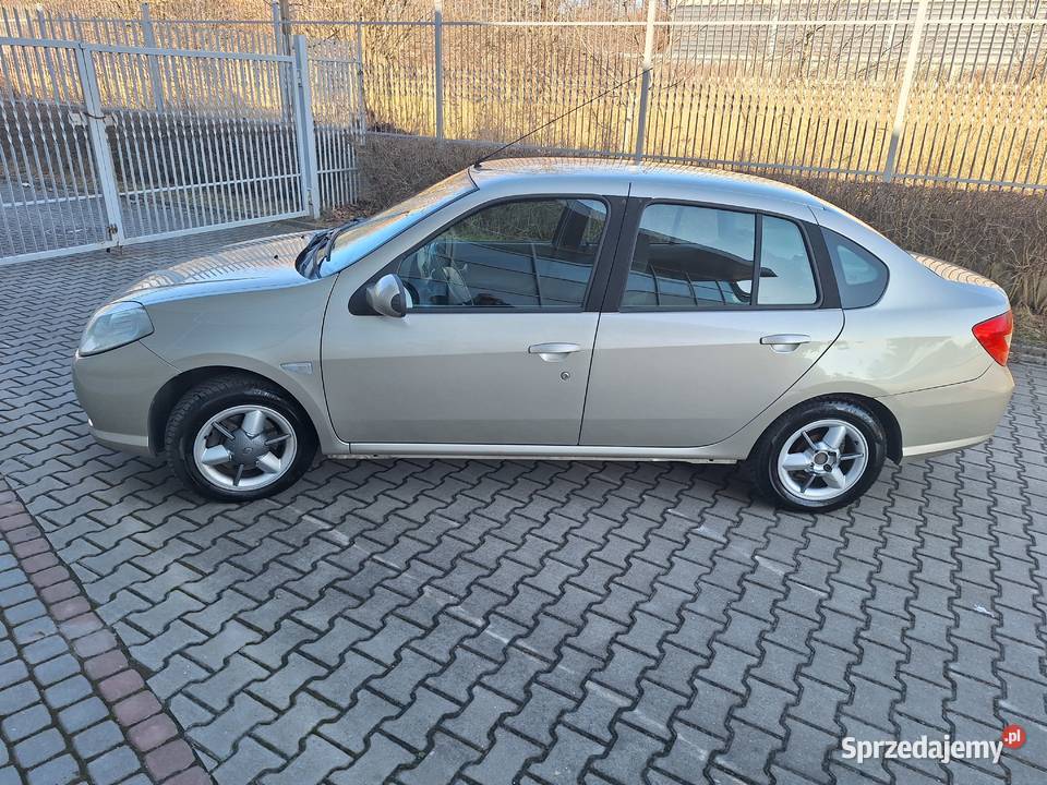 Sprzedam Renault Thalia 16 bgaz maly przebieg Motoryzacja Kielce sprzedam