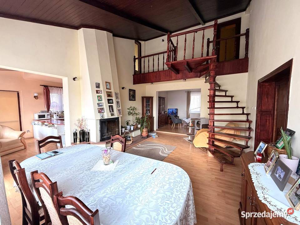 WYJĄTKOWY DOM Z ANTRESOLĄ POD LASEM PRZYBYŁÓW Domy Przybyłów