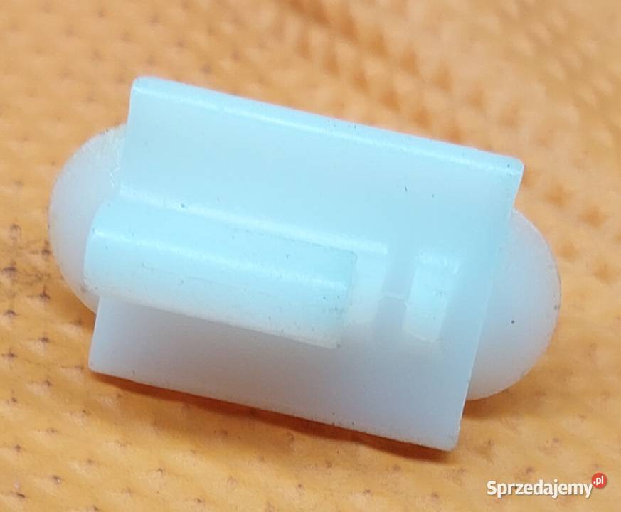 SPINKA LISTWY BOCZNA SZEROKA MERCEDES 190 W201 Mielęcin sprzedam