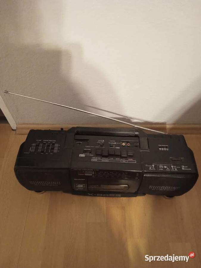 Radiomagnetofon dwukasetowy SHARP WQ T352 z lat Tychy sprzedam