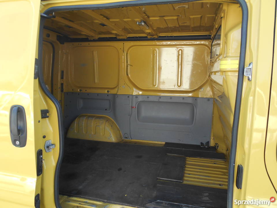 Renault Trafic 20 benzyna 170 Krajowy Vat 1 nieuszkodzony Renault Iwkowa