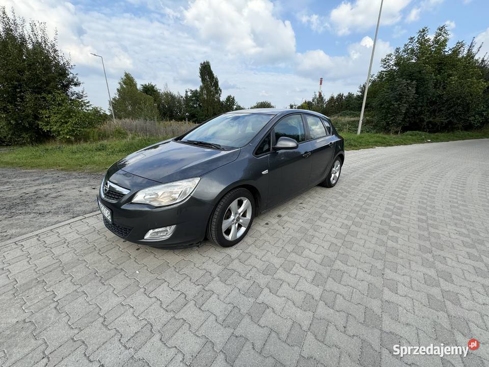 Opel Astra J 16 Benzyna Pieńsk