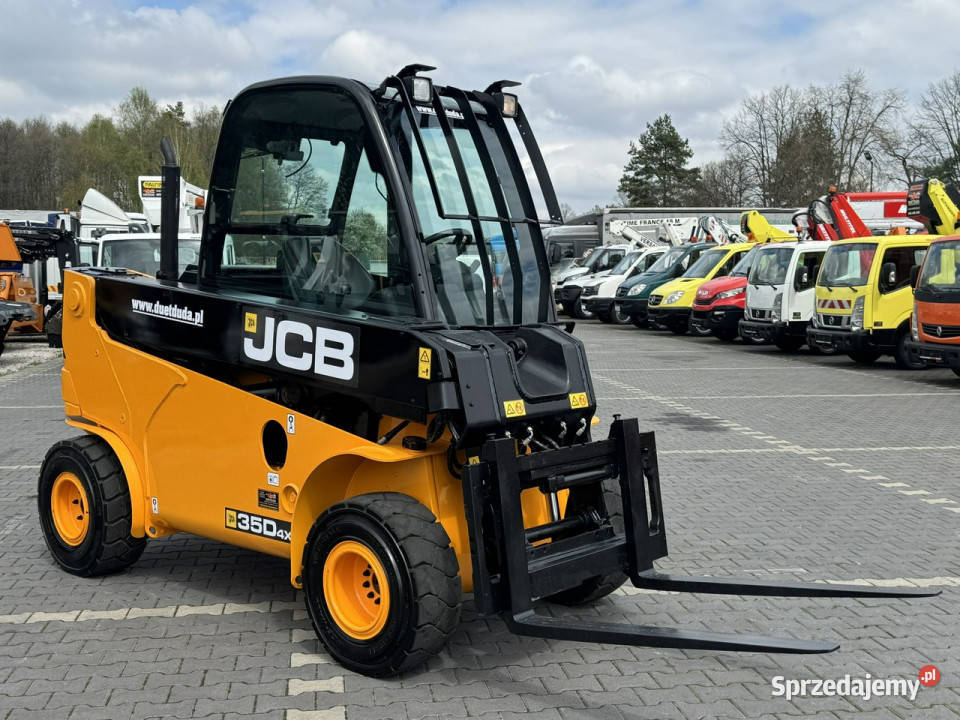 wózek czołowy JCB TLT 35D 4x4 T4 TELESKOP Wózki widłowe Widełki