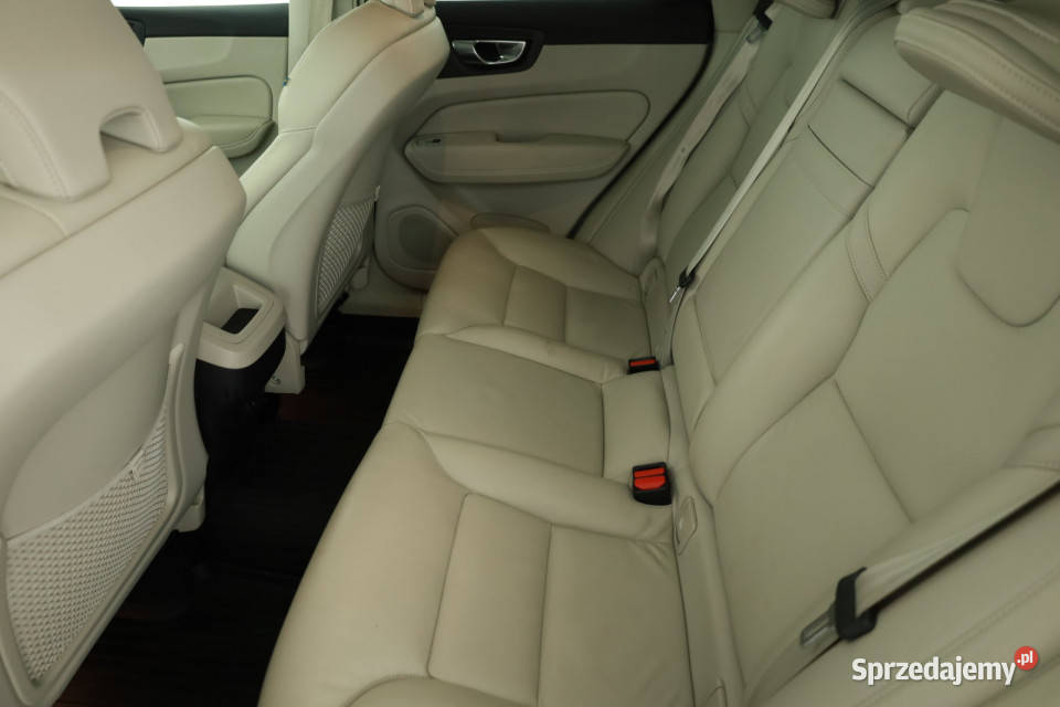 Volvo XC60 B4 AWD centralny zamek Piaseczno