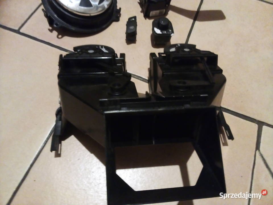 Różne części wnętrza WV golf 5 Leszno