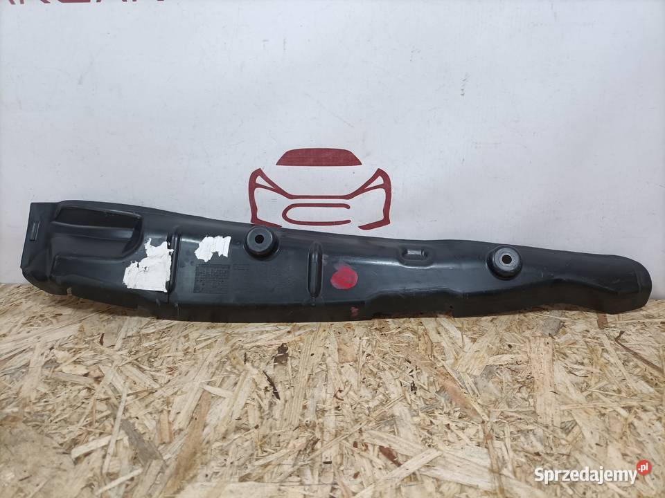 AUDI A4 B9 OSŁONA WYGŁUSZENIE BŁOTNIKA PRAWY Pleszew