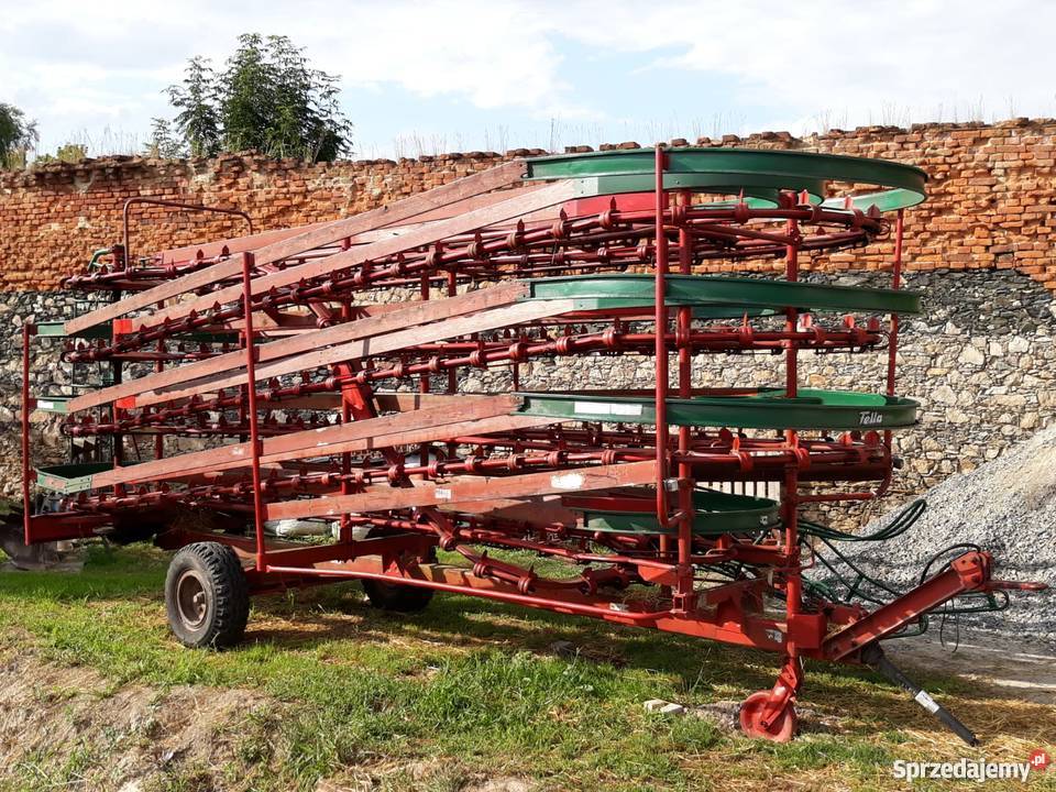 Przyczepa samozbierająca do małej kostki Kemper