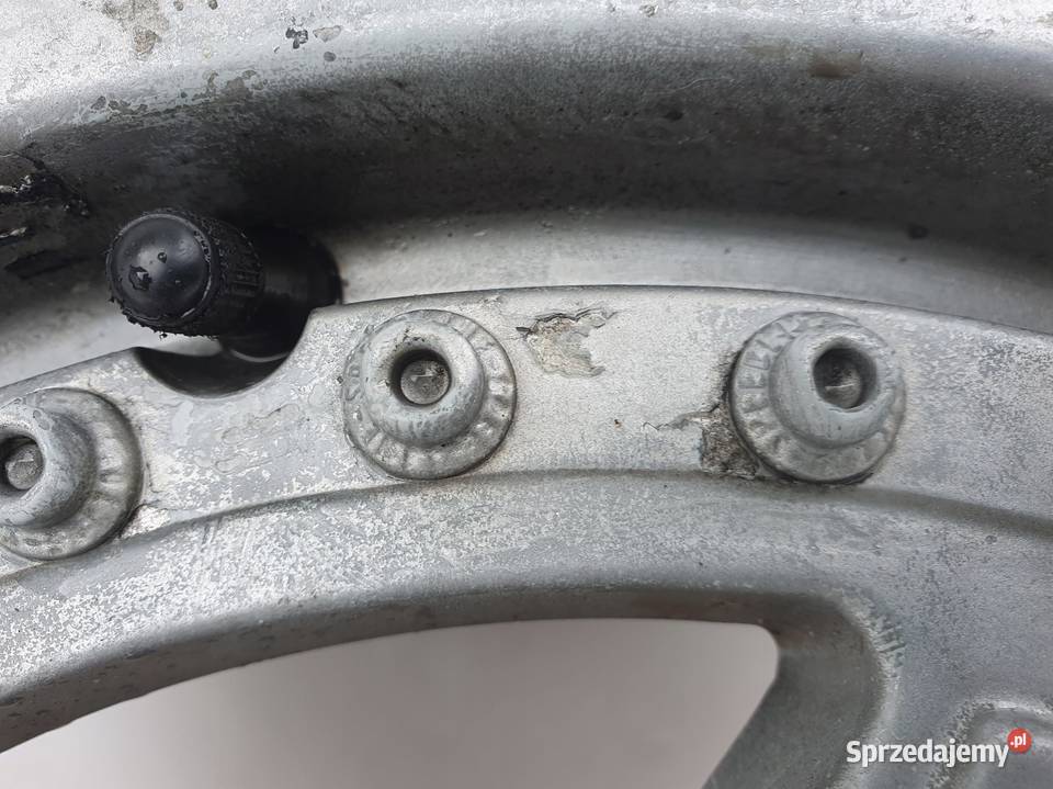 Audi 80 B4 FELGA ALUMINIOWA ALUFELGA 893601025P Janów