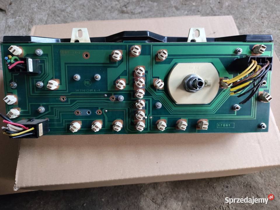 Licznik obrotomierz Skoda Favorit 13 Krosno