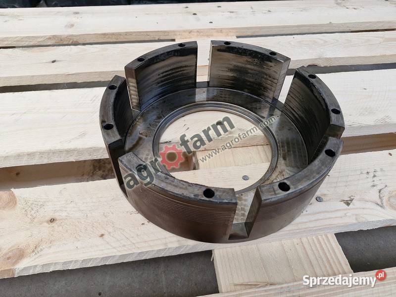 Pokrywa Massey Ferguson 8110 8120 8130 8210 Byków sprzedam