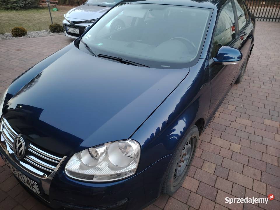 Jetta 16 benzyna klima salon polska kupiony w polskim salonie