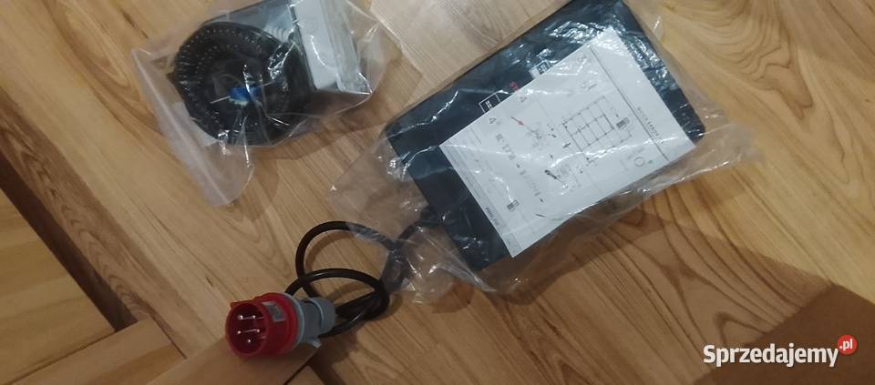 System z silnikiem do bramy segmentowej Barlinek