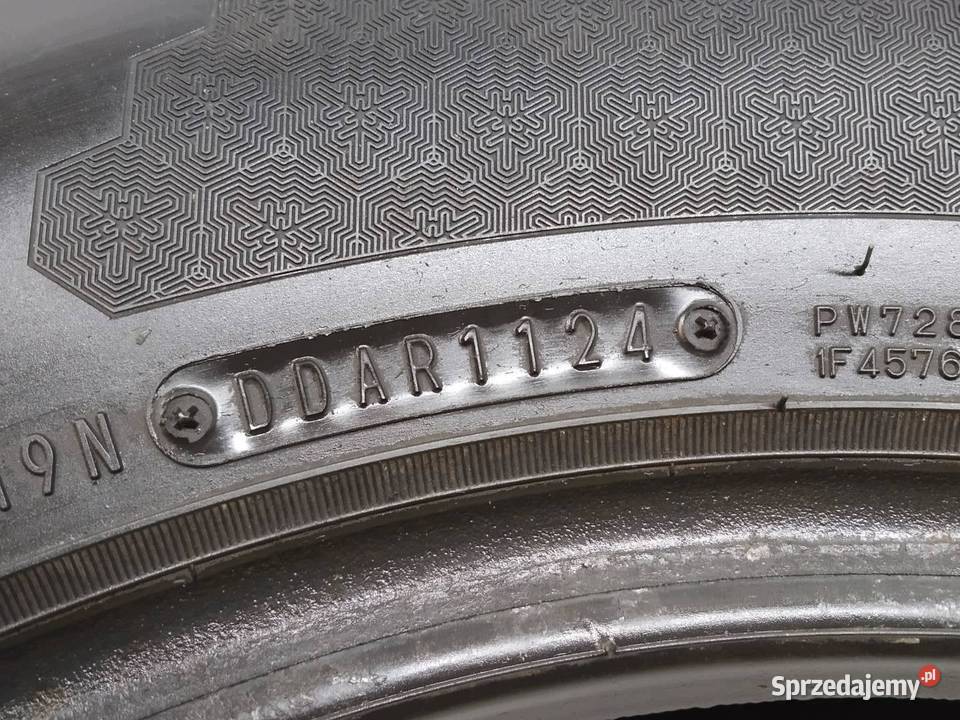 2x OPONA ZIMOWA FALKEN EUROWINTER 19565R15 1124 świętokrzyskie sprzedam