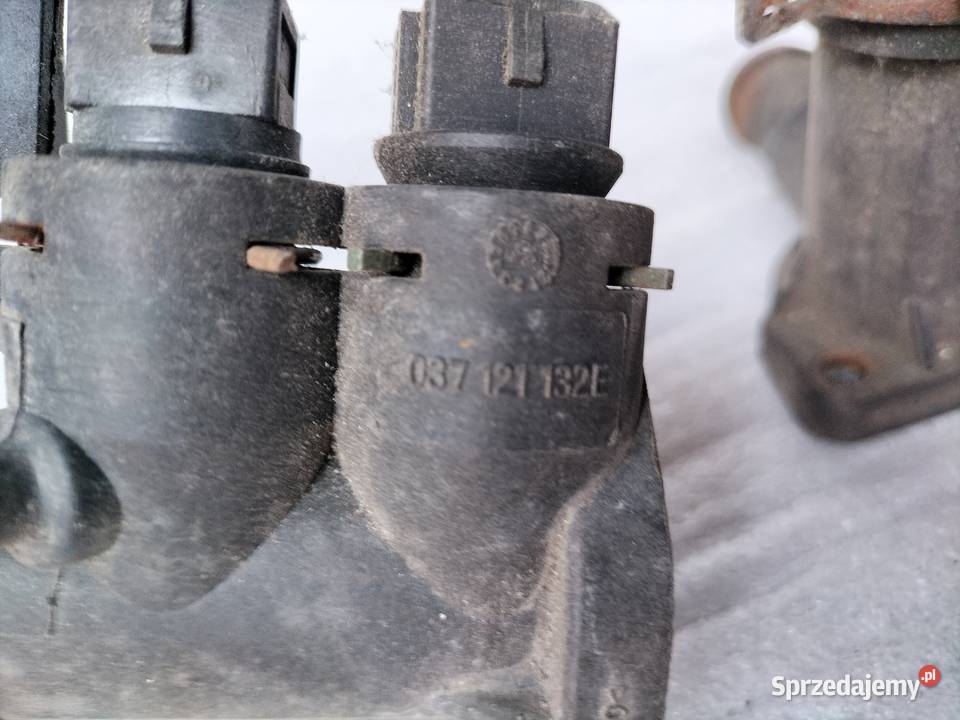 KRÓCIEC WODY VWSEAT T4 037121132E 074121132