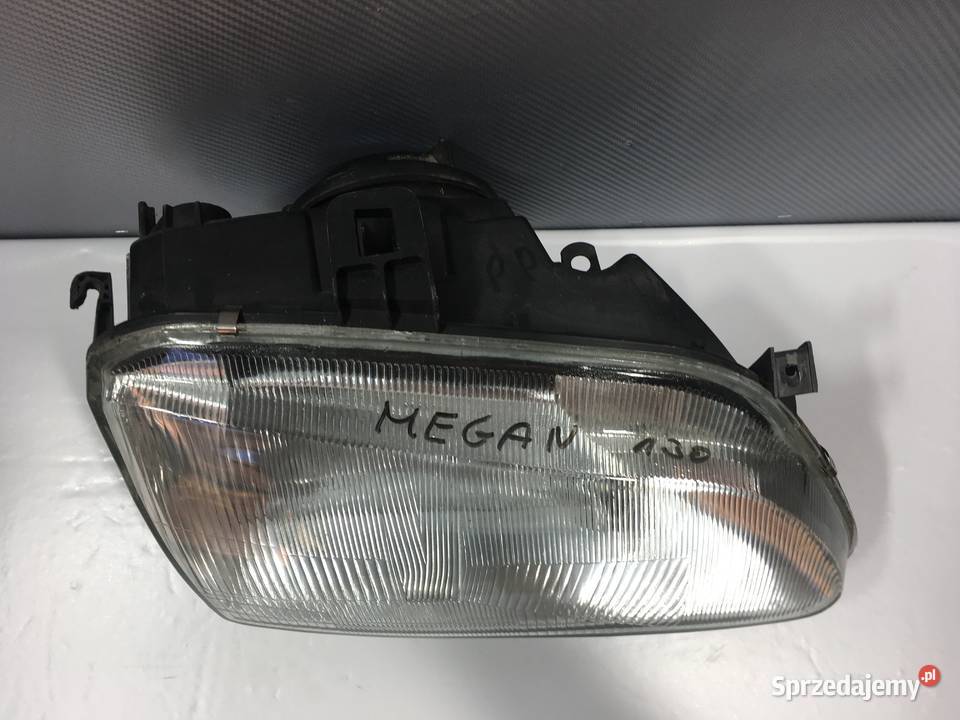 RENAULT MEGANE 1 PRAWA LAMPA PRZÓD CAŁA EU Ostroróg