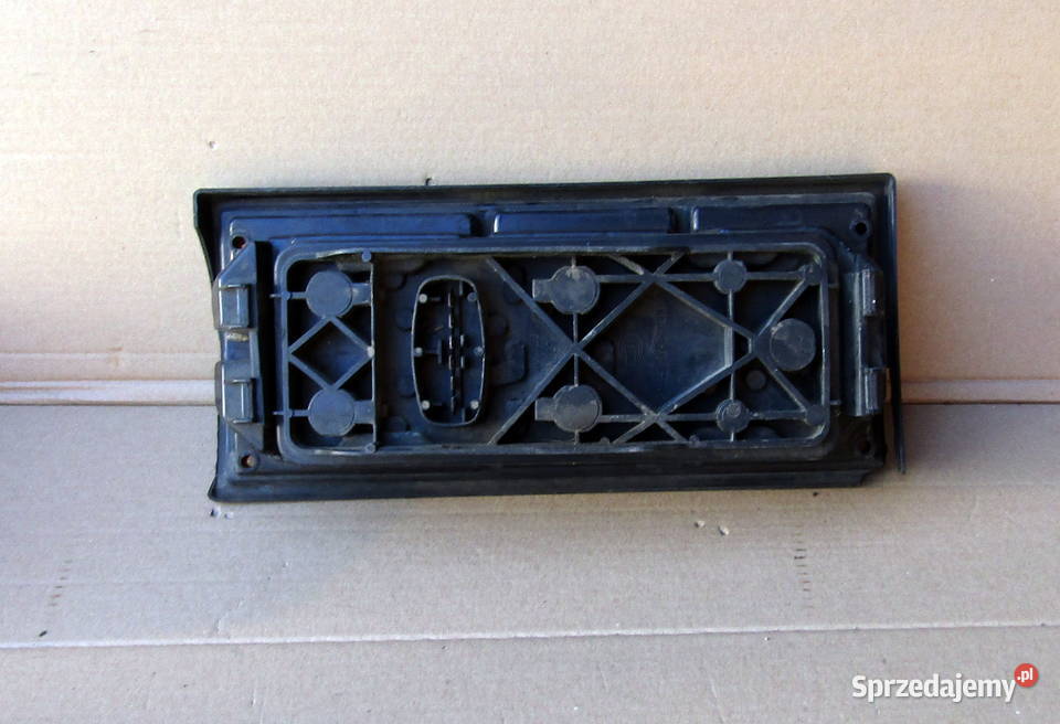 LAMPA TYLNA PRAWA VOLKSWAGEN T3 53300R7 prawe Mysłaków sprzedam