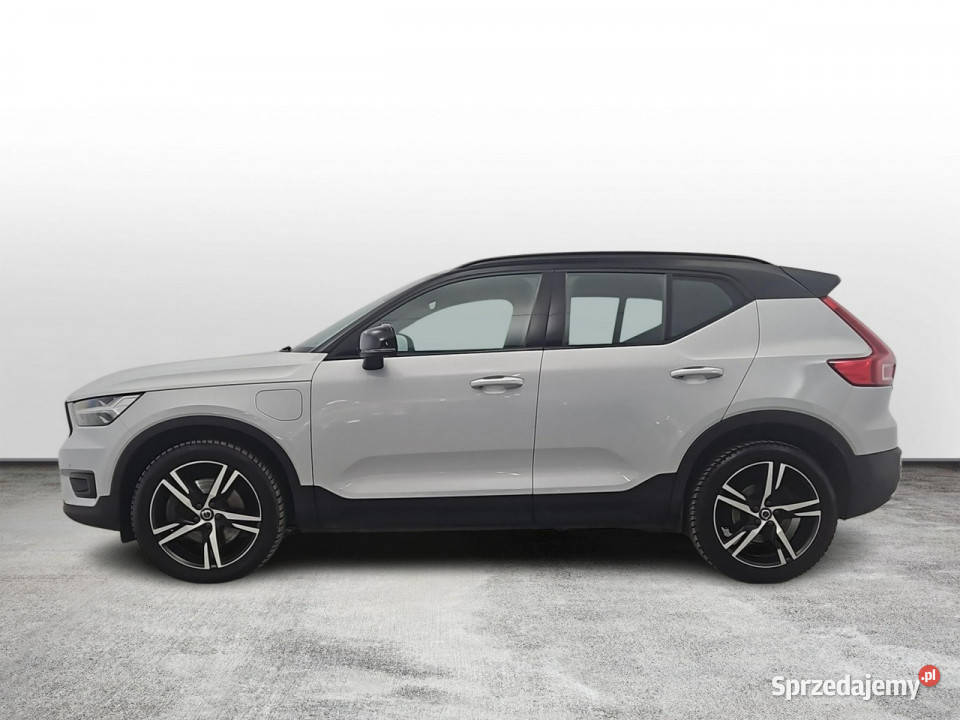 Volvo XC 40 T5 PlugIn Hybrid RDesign Z Polskiego Warszawa