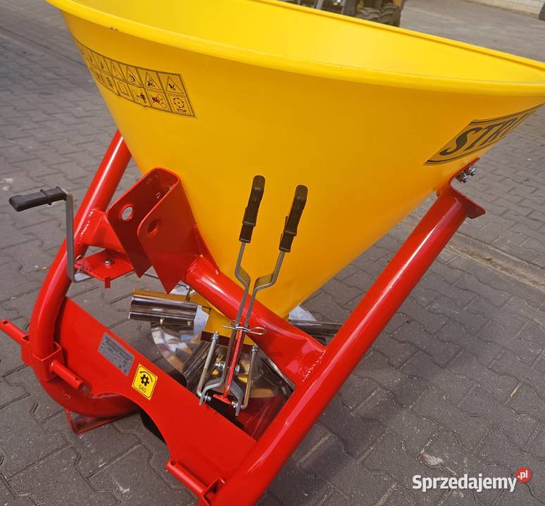 rozsiewacz LEJEk 1talerzowy 200500L TYTAN Krynica-Zdrój