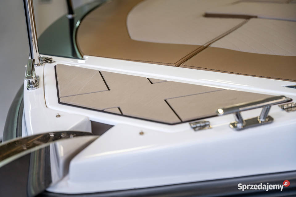 ŁÓDZ MOTOROWA TRIDENT SUNDECK 640 Z PRZYCZEPĄ Łodzie i motorówki Ełk