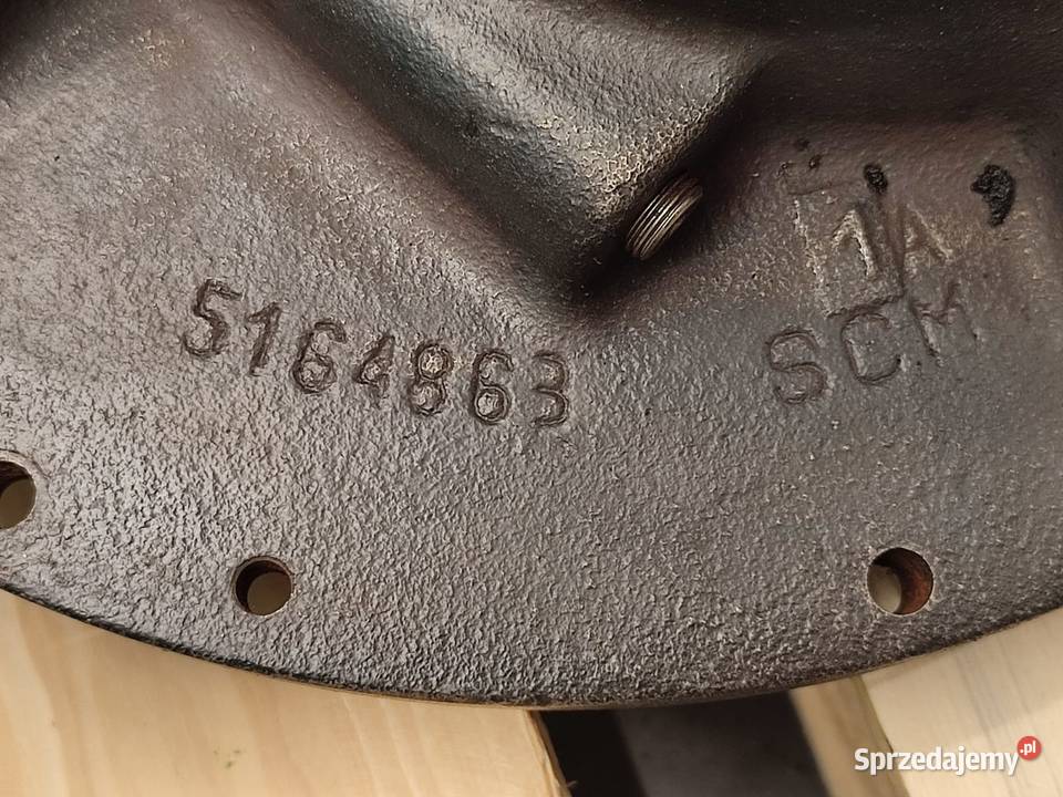 Obudowa sprzęgła 5164863 Holland T7220 Wilkowo