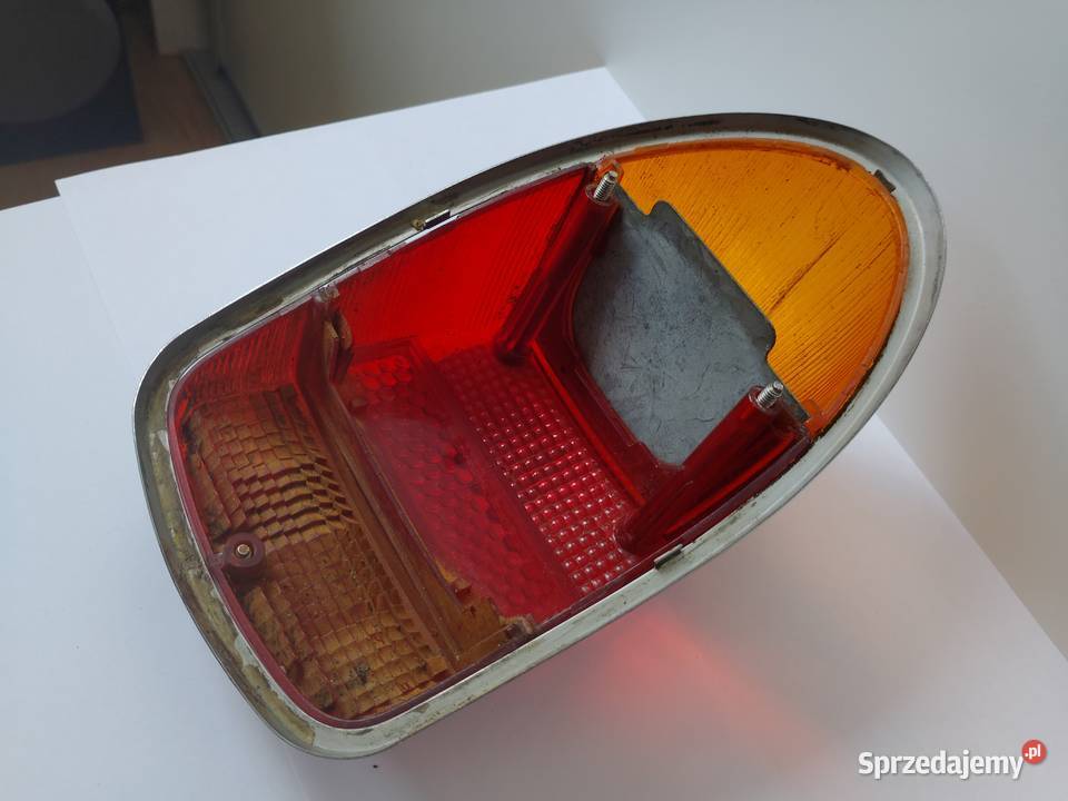 Volkswagen Garbus 1300 klosz tylnej lampy Hella śląskie Gliwice
