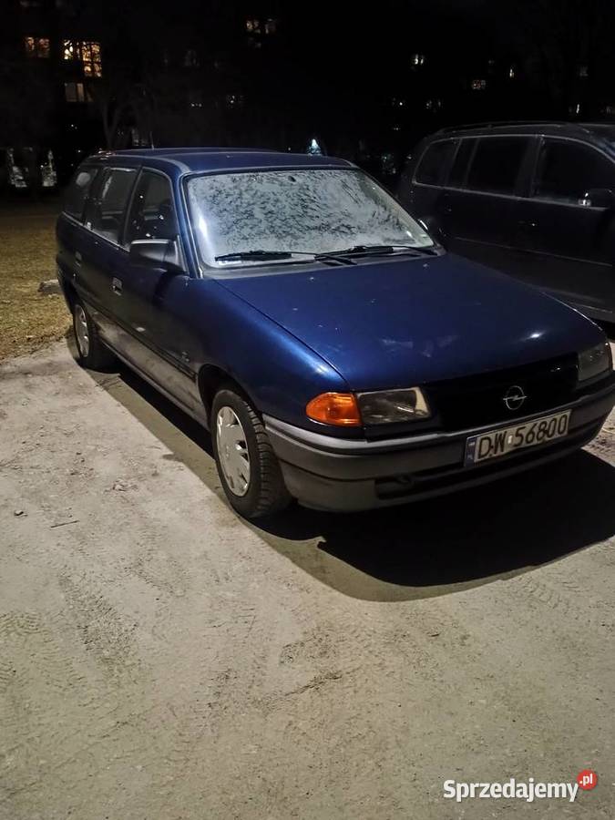 Opel Astra kombi 1992 14 benzyna 176000 przebieg 1400cm3 Wrocław sprzedam