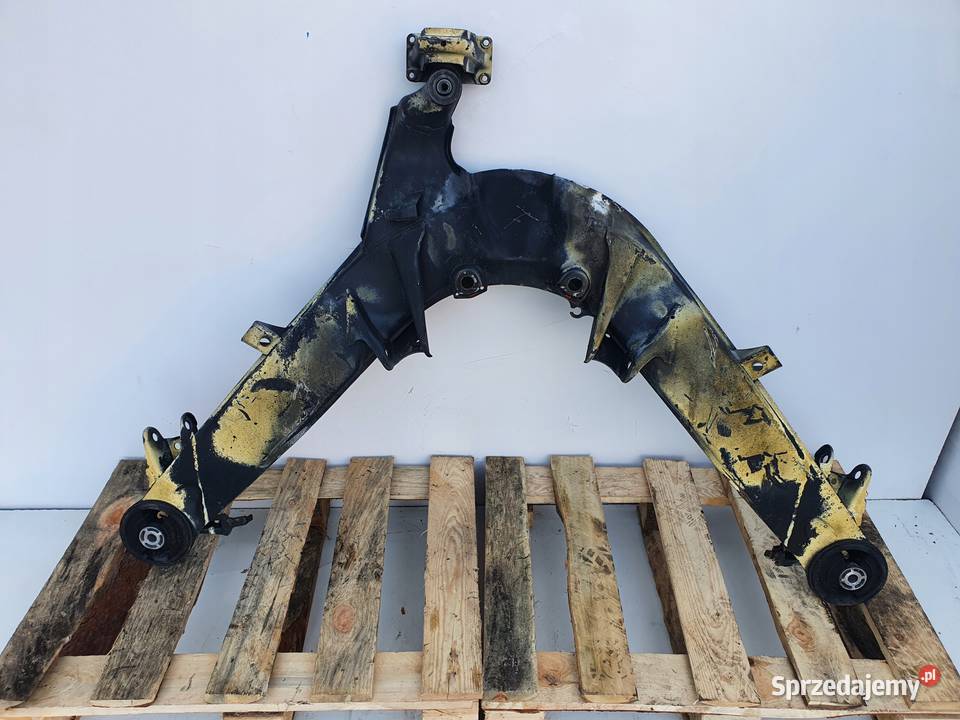 Mercedes W126 SEC BELKA TYLNEGO ZAWIESZENIA Tył osobowe