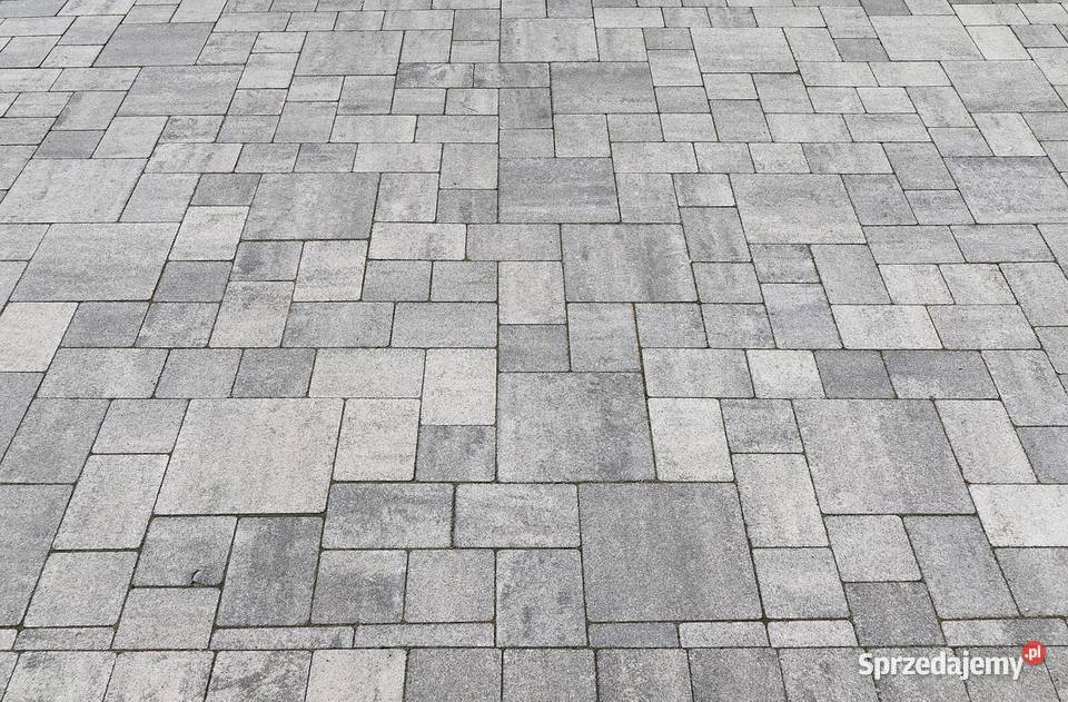 Ułożenie kostki wokół domu na podjeździe Wrocław dolnośląskie