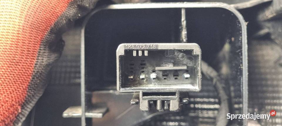 LAMPA LEWA TYŁ VOLKSWAGEN PASSAT B8