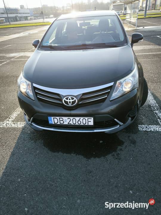 Toyota Avensis 2012 16 benzyna 177 400 dolnośląskie Wałbrzych