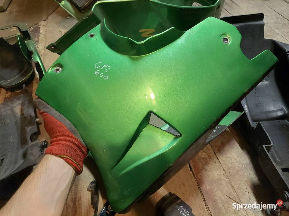 Kawasaki GPZ 600 plastiki czasza pług plastik Jelenia Góra