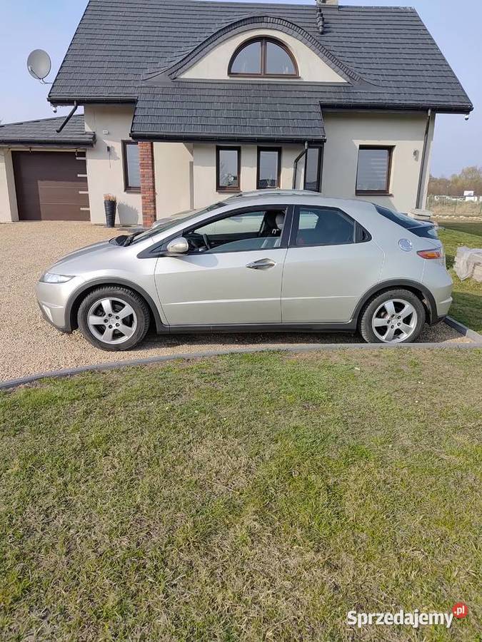 Honda Civic VII UFO 14 krajowa przebieg 137000 Civic sprzedam