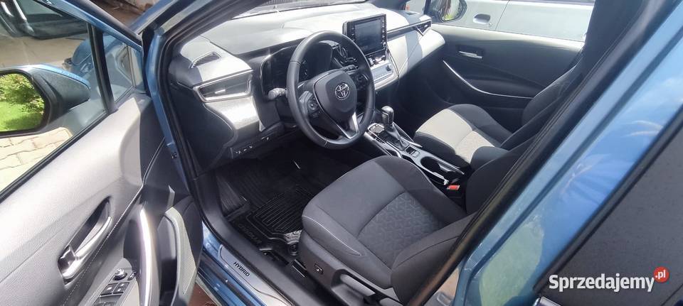 Toyota Corolla 18 Hybryda 33 Bogata Wersja Rok produkcji 2021 Kraków