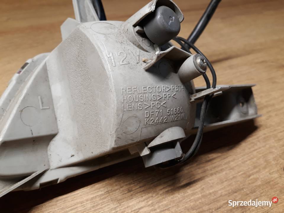 MAZDA 2 II LAMPA LAMPKA LEWY TYŁ LEWA TYLNA lampy tylne Międzychód sprzedam