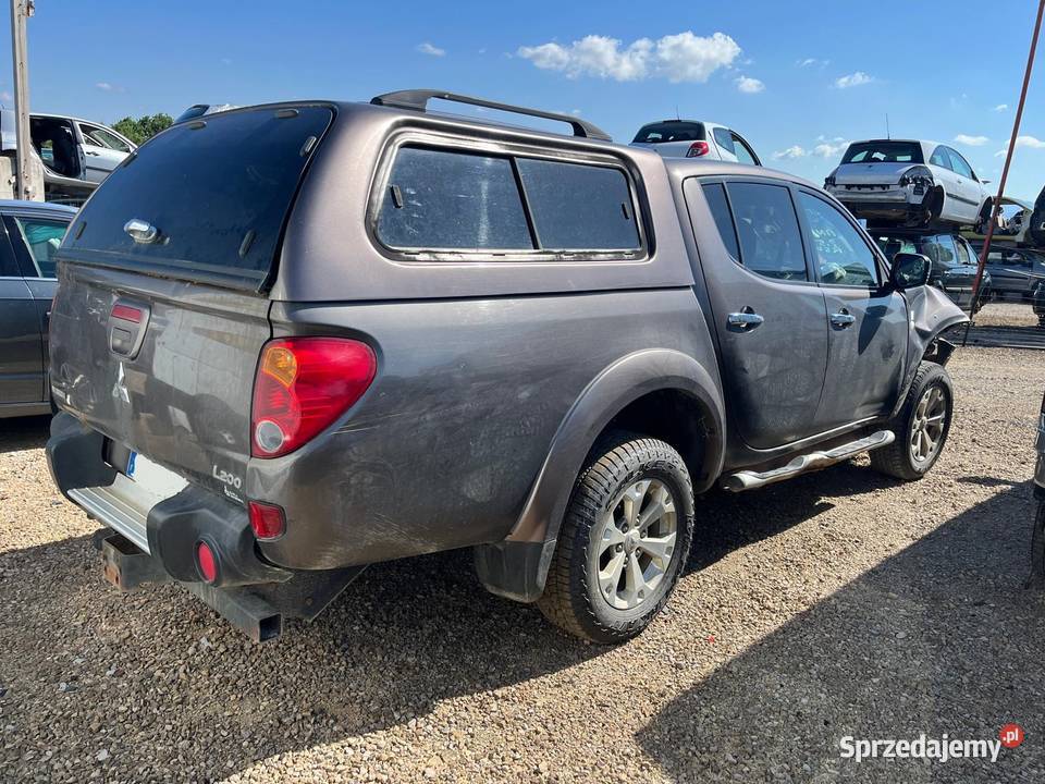 MITSUBISHI L200 25 TD 180 Intense CZ587 Przemyśl