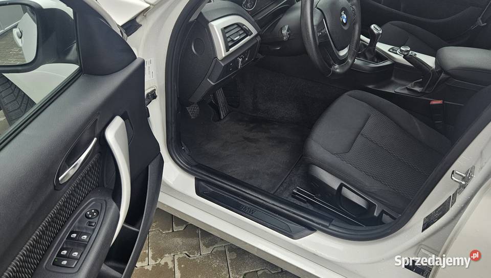 BMW 118d 20d 143 F20 bezwypadkowy Bogata wersja elektryczne lusterka Zawiercie