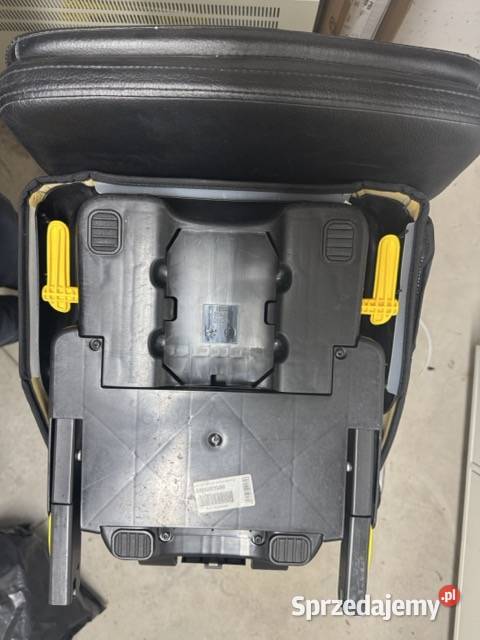 Fotelik samochodowy Recaro Monza Nova Seatfix