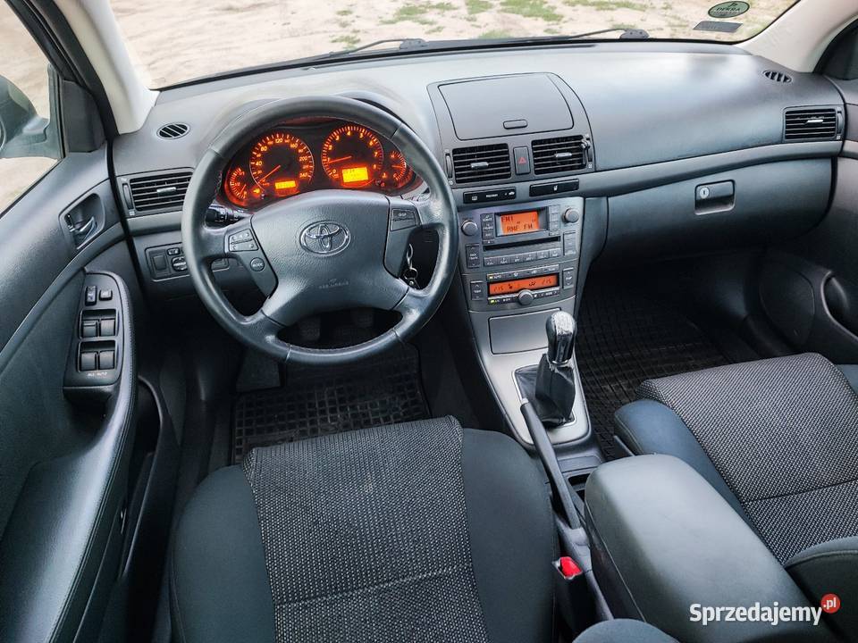 Toyota Avensis 18 VVTI Avensis Kozłówka sprzedam