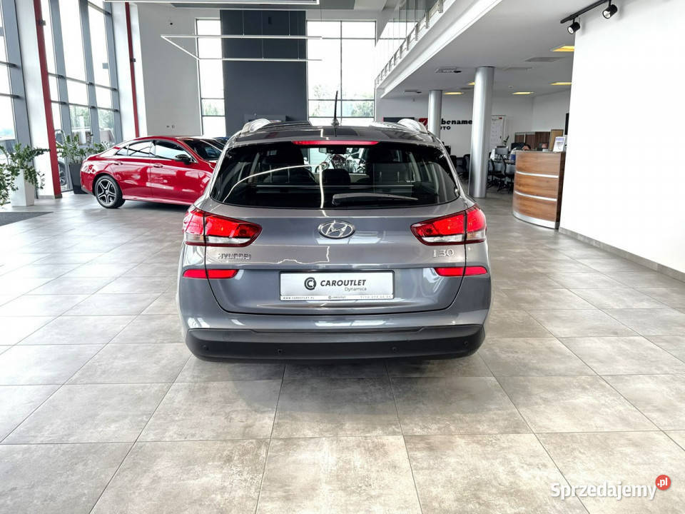 Hyundai i30 SW 14TGDI 140 DCT 2019 r salon III Myślenice sprzedam