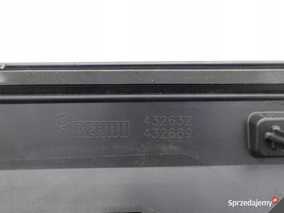 LISTWA NA DRZWI LEWE PRZÓD PRZEDNIA AUDI Q3 sprzedam