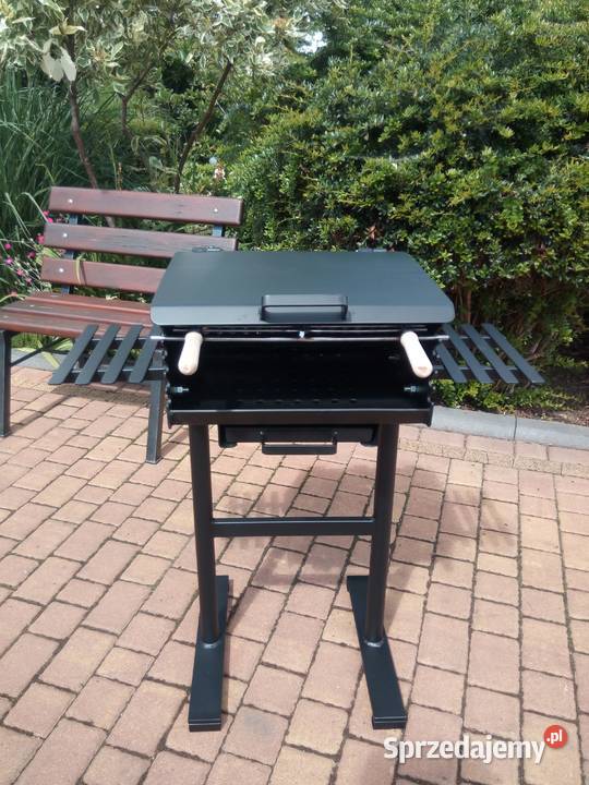Grill na 2 standardowe tacki z popielnikiem HIT Damasławek