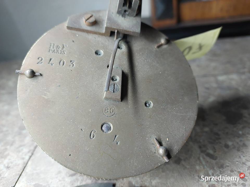 707 Mechanizm starego francuskiego zegara