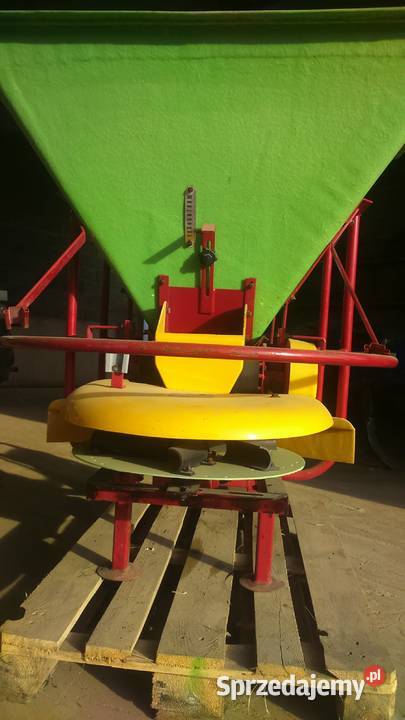 Sprzedam rozsiewacz nawozów Motyl 600l POM Augustów Żelechlinek