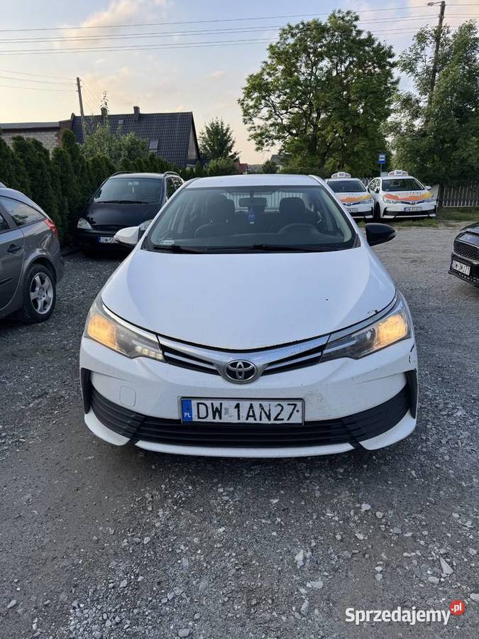 Toyota Corolla e18 13vvti 2018r