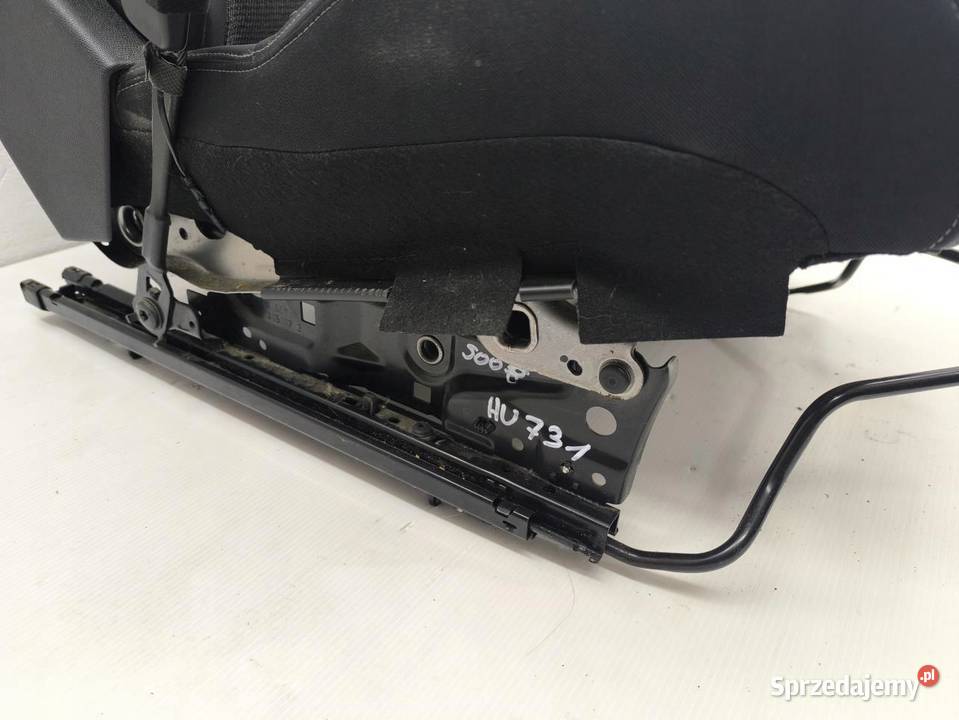 FOTEL LEWY PRZÓD KIEROWCY PEUGEOT 5008 II sprzedam