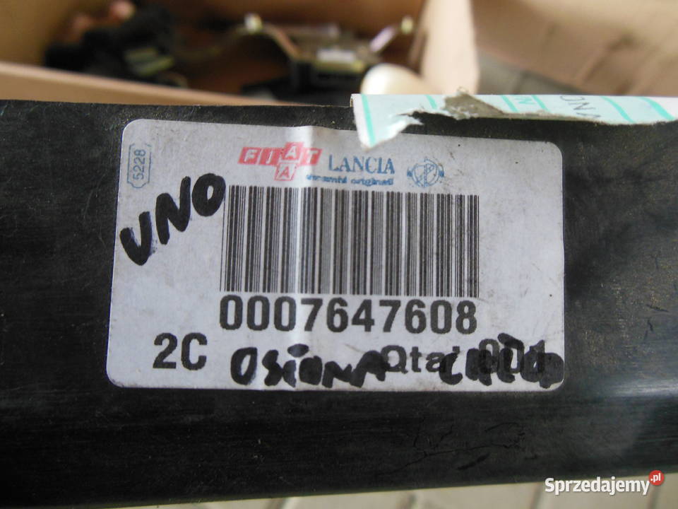 OSŁONA CHŁODNICY LEWA FIAT UNO TURBO KOD 7647608